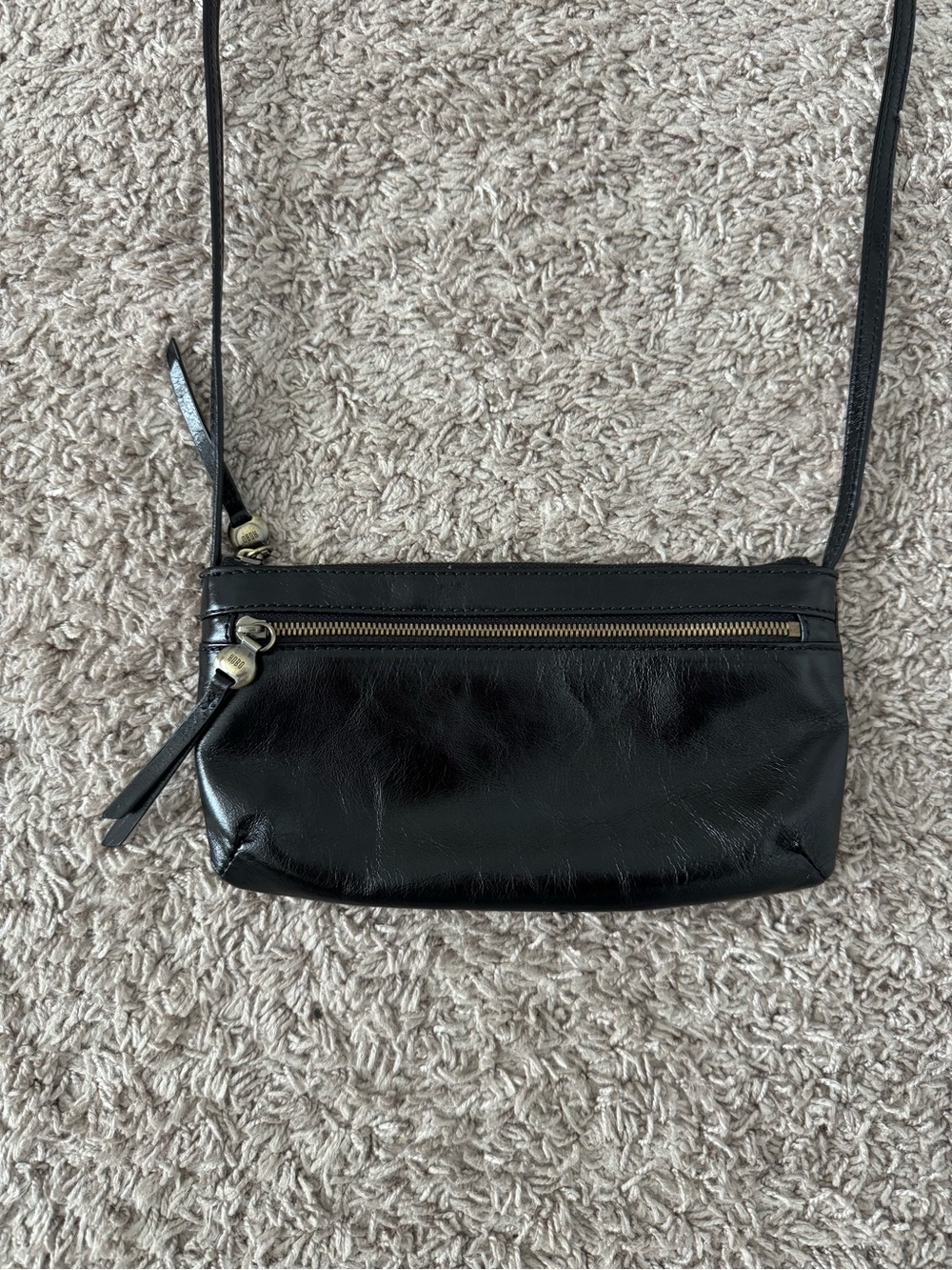 Hobo Cara Crossbody Purse Bag - Black Leather - Picture 4 of 6